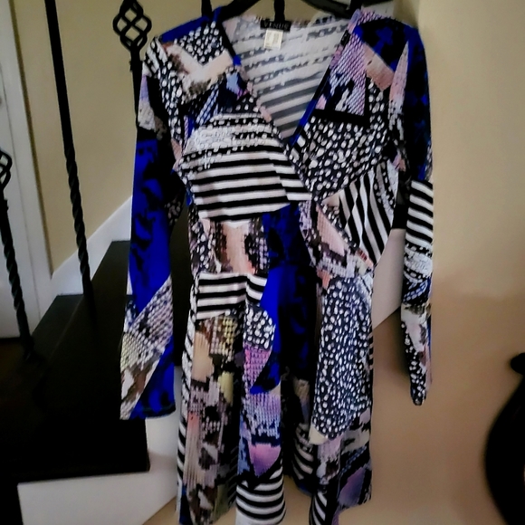 Venus multi colored dress. Size small - Picture 1 of 7